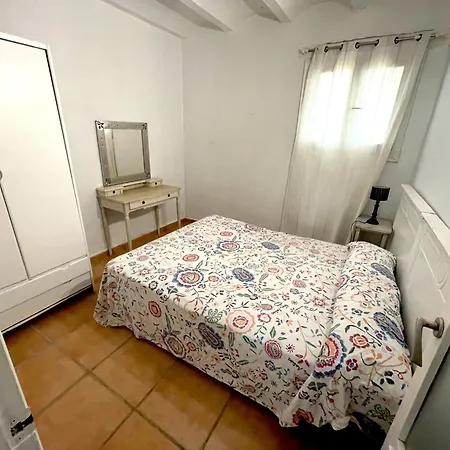 Oliwood - Cabaret Apartment Playa